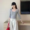 Camiseta feminina de modal gelo preta, manga média, costas nuas, corte justo, mangas três quartos, top com decote duplo em U, blusa básica de algodão puro justa