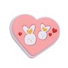 Hebilla decorativa desmontable de plástico blando de PVC con dibujos animados de amor, con diseño de epoxy, para zapatos, con agujeros, con flores, accesorios de bricolaje transfronterizos disponibles.
