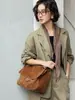 Bolso de mujer de piel genuina 2026 nuevo modelo bolso tote de ante y piel de vaca gran capacidad versátil bolso de hombro para el trabajo para mujer, exclusivamente para ventas transfronterizas