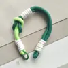 Lanyard de Felpa Dopamina Versión Corta Tela Cámara Dibujos Animados Bolso Versátil para Teléfono Cadena Colgante para Ventilador Resistente Venta al por Mayor