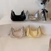 Bolsa feminina 2023 nova moda corrente de prata bolsa mensageiro alto senso de nicho ombro axila bolsa uma geração de cabelo