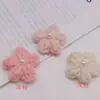 Horquilla de lana tejida a crochet hecha a mano con florcita linda estilo japonés broche de florcita de siete colores decoración para ropa accesorios de flor abullonada