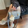 Bolso Pequeño Súper Popular para Mujer, Nuevo Bolso Cruzado de Hombro Versátil Primavera/Verano 2026, Bolso de Mano Cuadrado Pequeño Más Vendido