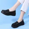 Zapatos de Enfermera de Verano con Suela Gruesa, Slip-On Versátiles de Caña Baja y Tacón Bajo, Cómodos para los Pies, Zapatos de Una Sola Pieza de Alta Calidad Específicamente para Ángeles con Bata Blanca