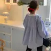 Camisa Feminina Ins Estilo Blogueira Coreana Fofa Jovem Casual Vibe Preguiçosa Listrada Renda Decote V Solta Emagrecedora Manga Longa