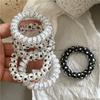 Diadema Elástica para el Cabello con Diseño de Puntos Negros y Blancos tipo Cable de Teléfono, Moda y Versátil, No Daña el Cabello, Sujetador de Cola de Caballo, Venta de Liquidación