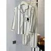 Pijama de mujer estilo coreano para otoño, de manga larga, talla grande, cárdigan holgado, adecuado para usar al aire libre, engrosado, tipo algodón, 200 gramos, conjunto de ropa para el hogar
