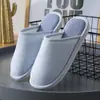 Chinelos de Algodão Femininos Outono e Inverno Quentes para Interior Casa Casa Impermeável Casal Fundo Macio Antiderrapante Resistente ao Desgaste Sapatos de Algodão Domésticos para Homens
