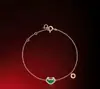 Pulseira Vintage Kirin Cabaça Cinco Flores com Joias de Ágata Vermelha Natural, Madrepérola Branca Incrustada com Diamantes, Estilo de Luxo Leve de Nicho