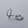 Brincos de Argola de Designer Únicos com Cravação de Zircônia, Design Irregular de Cruz, Estilo Europeu e Americano, Brincos Versáteis e Modernos para o Dia a Dia