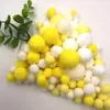 Pompones de Color Degradado de Alta Elasticidad, Bolas de Felpa de Tamaños Mixtos para Manualidades de Bricolaje para Niños, Educación Temprana, Personalizable por el Fabricante