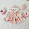 [Solo para Ropa de Bebé] Bebé de Tres Años Muñeco de Peluche Grande de Vinilo 400% Ropa de Bebé Vestido de Primavera Traje Dulce y Lindo