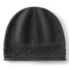 Nuevo gorro de cachemira, gorro de punto jacquard calado otoño/invierno, gorro cálido y resistente al frío para mujer, gorro de punto simple y versátil
