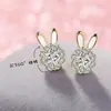 2025 Estilo Caliente Orejas de Conejo Giratorias Zirconia Diamante Accesible Lujo Pendientes Moda Versátil Lindo Regalo para Novia Venta al por Mayor