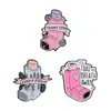 Broche Creativo en Forma de Inhalador Divertido Insignia Floral Inglesa Pin Personalizado Accesorios Decorativos para Mochila Ropa