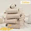Leggings retorcidos para primavera y otoño, estilo miu de raya vertical, adelgazantes, color liso, versátiles, pantimedias de algodón con pie sin felpa para otoño e invierno