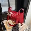 Bolso pequeño súper popular de este año para mujer, moda de verano 2024, bolso de mano de alta gama que combina con todo, bandolera