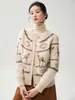 Tejido jacquard retro, nueva colección otoño 2026, cárdigan de cachemira para mujer, cuello redondo, prenda exterior de cachemira bordada por toda la prenda