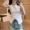 Estilo coreano elegante decote em V dividido manga curta verão design fino nicho irregular curto chique top de malha
