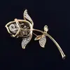 Broche de Cristal Rosa Estilo Coreano de Alta Calidad Pin de Joyería Versátil para Ropa Accesorios Creativos de Aleación para Traje