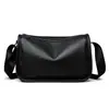 Bolsa Fitness Transfronteiriça Masculina de Grande Capacidade Bolsa de Ombro Esportiva Leve de Couro Bovino Macio Bolsa Transversal de Couro Genuíno Simples de Alta Qualidade
