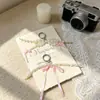 Llavero con Colgante de Perla y Lazo de Cinta Cadena para Teléfono de Perla Llavero para Bolso Colgante Encantador Femenino