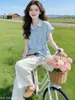 Camisa feminina azul de manga curta com amarração na cintura, estilo francês, novo modelo de verão 2026, camisa elegante e chique A11725