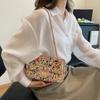 Bolso de Cadena Estilo Coreano Versátil para Mujer, Nuevo Bolso Niche Estilo Graffiti de un Solo Hombro Cruzado, Bolso Cuadrado Pequeño Único Transfronterizo