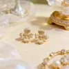 Pendientes de Flor Metálica Inspirados en el Diseño, Pendientes Versátiles de Moda de Alta Gama de Nicho, Pendientes de Flor Personalizados Retro Trendy
