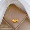[Acero de titanio de cuerpo entero] brillante doble amor temperamento personalidad estilo minimalista collar de oro real en horno cadena de clavícula femenina ins