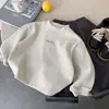 Camiseta Interior de Polar Bangcheng para Niños 2026 Invierno Nueva Estilo Coreano Sencilla de Color Sólido Cuello Alto Medio Pulóver Moderno