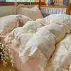 Juego de ropa de cama de cuatro piezas de algodón de doble capa estilo niña, estilo princesa de algodón puro, funda de edredón, sábana, sábana bajera y juego de tres piezas.