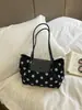 Bolso de axila de lunares de moda, nueva colección principios de otoño 2026, bolso tote casual y versátil, bolso de mano y bolso de hombro elegante y moderno