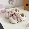 Zapatillas de entrenamiento para mujer con estampado de lunares, forradas de forro polar, con plataforma para aumentar la altura, estilo Forrest Gump, invierno 2026, suela suave, zapatillas casuales B3716M