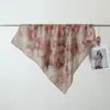 2026 Nuevo Bufanda Cuadrada Pequeña de Algodón Terciopelo Estampada por Ambos Lados para Primavera y Verano Bufanda de Cuello Versátil y Elegante para Mujer que Realza el Cutis