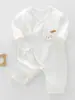 Roupas Infantis Anyang Macacão Bebê Estilo Monge Algodão Puro Sem Costura Verão Fino Respirável Protege Barriga Amarração Macacão Roupa de Engatinhar