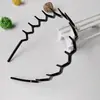 Diadema de plástico negro para el pelo de mujer coreana con dientes largos, pasador de resina, para lavarse la cara, presión para el pelo, deportes, accesorios para el pelo Yiwu, diadema al por mayor