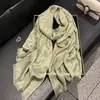 Moda Nueva Primavera y Verano 2025 Bufanda de Seda de Alta Calidad Chal con Estampado a Prueba de Polvo Bufanda para Mujer Algodón Tencel Bufanda Dorada Bufanda