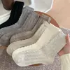 Calcetines de mujer para otoño e invierno, nuevos, gruesos, cálidos, de tubo, color liso, calcetines de torsión vintage, versátiles, casuales, para el suelo, calcetines de luna