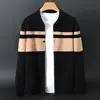 Cardigã de Tricô de Lã Masculino Primavera e Outono Novo Casaco Casual Estilo Coreano Jovem Jaqueta Suéter de Gola Reversível para Homens