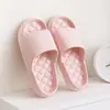 Pantuflas Nuevas de Bajo Precio Qidashun para Hogar de Pareja, Pantuflas de Verano para Interior de Pareja, Sandalias Domésticas para Hombres y Mujeres al por Mayor