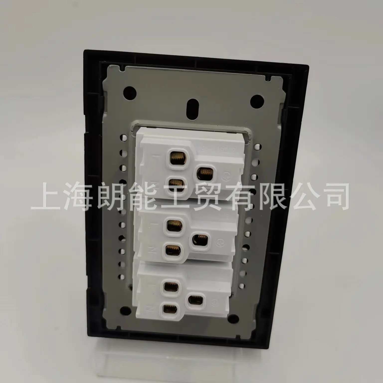 a4045b2b32969a33370044ab7d69ef