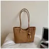 Bolsa grande portátil transfronteiriça para mulheres 2026 novo modelo simples diária moda bolsa tote grande capacidade bolsa de ombro moderna
