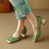 Sapatos de salto alto de primavera, sapatos femininos de camada única, novos, estilo chinês, estilo nacional, sapatos Mary Jane de cabeça quadrada, salto grosso com pérola francesa