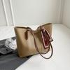 Bolsos Estilo Nuevo 2026 para Mujer, Bolsos de Hombro de Gran Capacidad para el Trayecto Diario, Bolsos Tote de Moda Sencillos al por Mayor para Estudiantes Universitarios