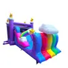 Castillo inflable con tobogán de color morado, trampolín inflable de dibujos animados de nubes y arcoíris, atrayendo clientes al centro comercial para entretenimiento infantil