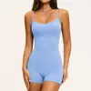 Macacão curto escovado estilo europeu e americano com design vazado nas costas cruzadas, roupa fitness feminina para esportes ao ar livre e corrida 4529