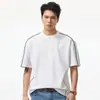 Ropa para Hombre Xintang 2026 Verano Nuevo Estilo Camiseta de Manga Corta con Costuras de Contraste, Corte Holgado, Cuello Redondo, Diseño Transpirable