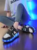 Suministro directo de fábrica de patines de cuatro ruedas para niños y niñas, patines infantiles, patines para estudiantes con luces, zapatillas deportivas para ventas transfronterizas