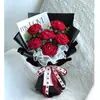 Buquê Pronto Transfronteiriço, Flores Artesanais, Flores Trançadas, Flores de Lã Tricotadas, Buquê de Noiva, Flores de Crochê para o Dia dos Namorados